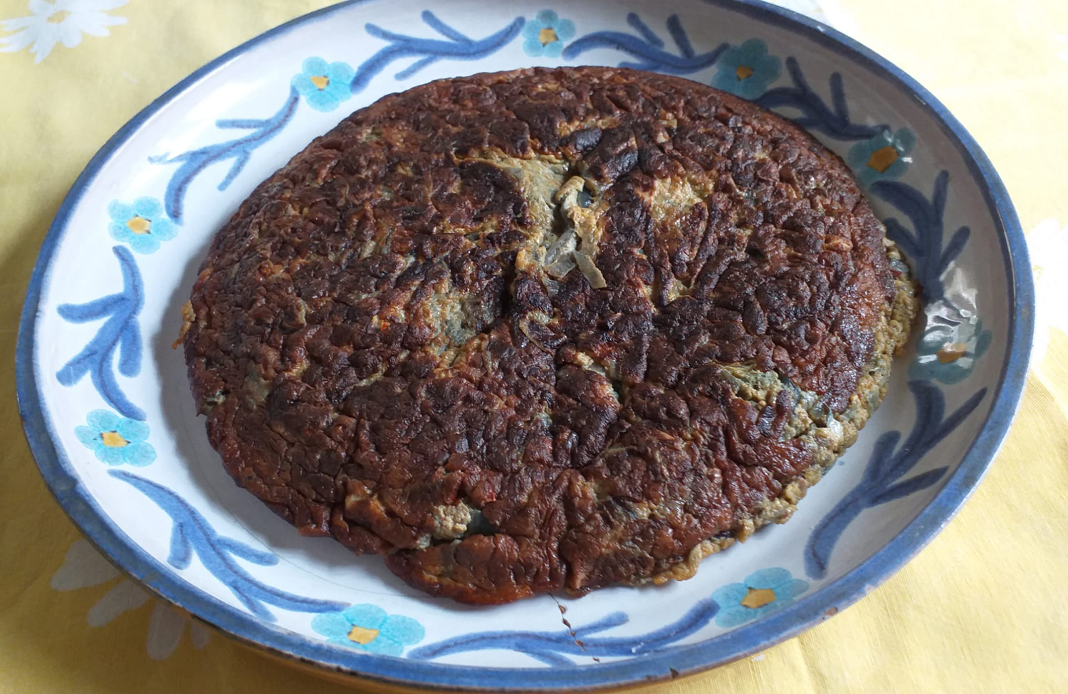 La frittata di Cipolla Rossa di Tropea con ortaggi arrostiti